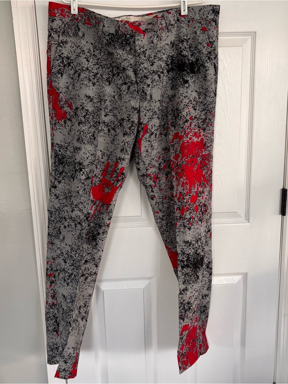 Oppo Gray Suit with Red Splatter Print - Picture 3 of 9